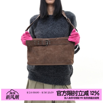 简着小号穆肯斯麂皮棕皮带托特包