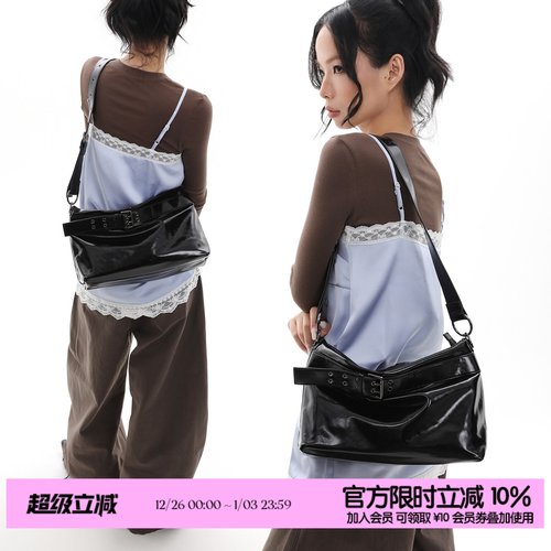 简着小号穆肯斯黑色皮带扣托特包