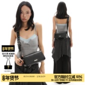 简着 斜挎包2用 黑色翻盖包机车小方包·腋下 原创 蒙特朗小银条