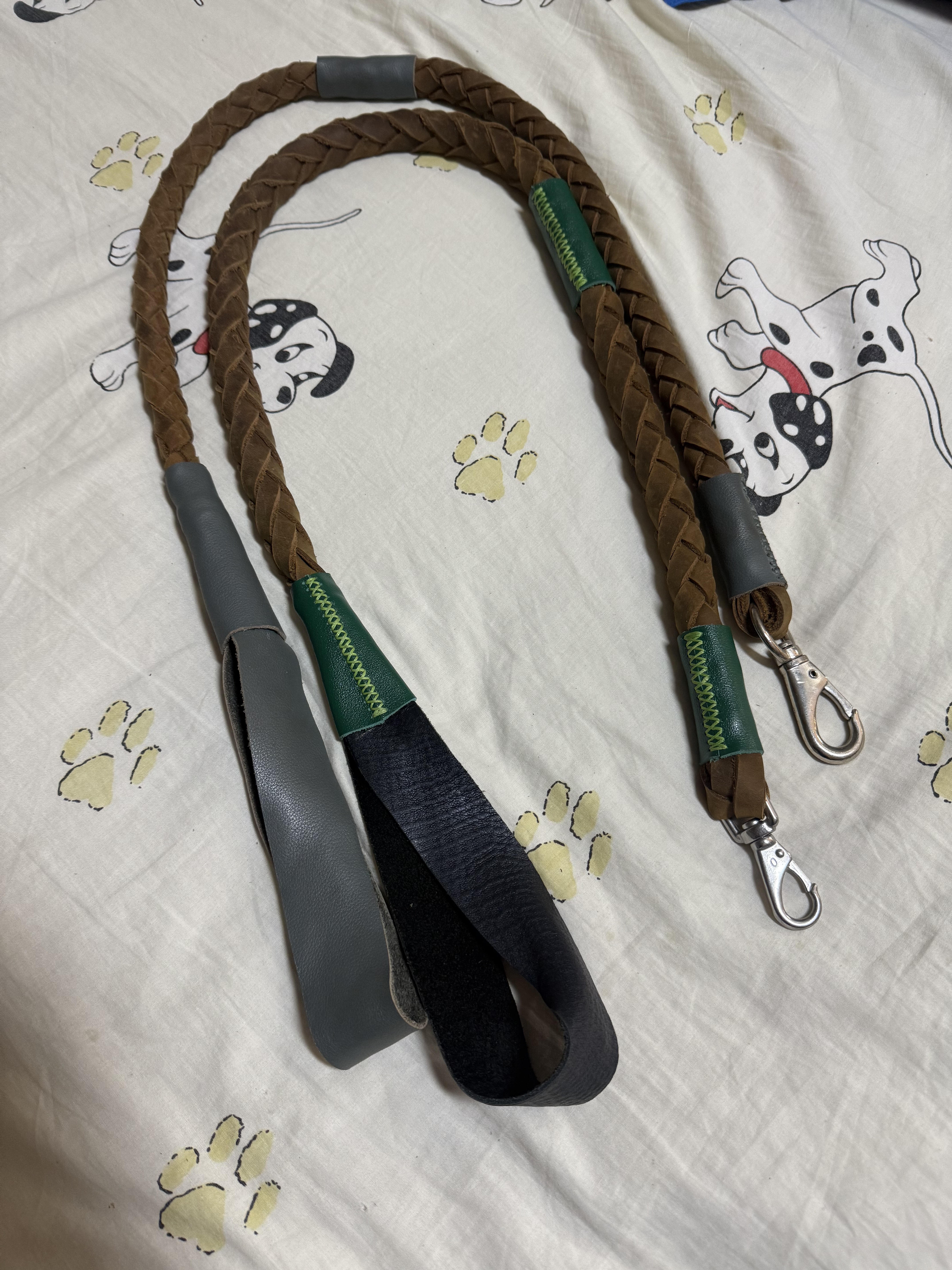 高端头层牛皮牵狗绳进口疯马皮6股手工编织真皮遛狗大型犬牵引绳