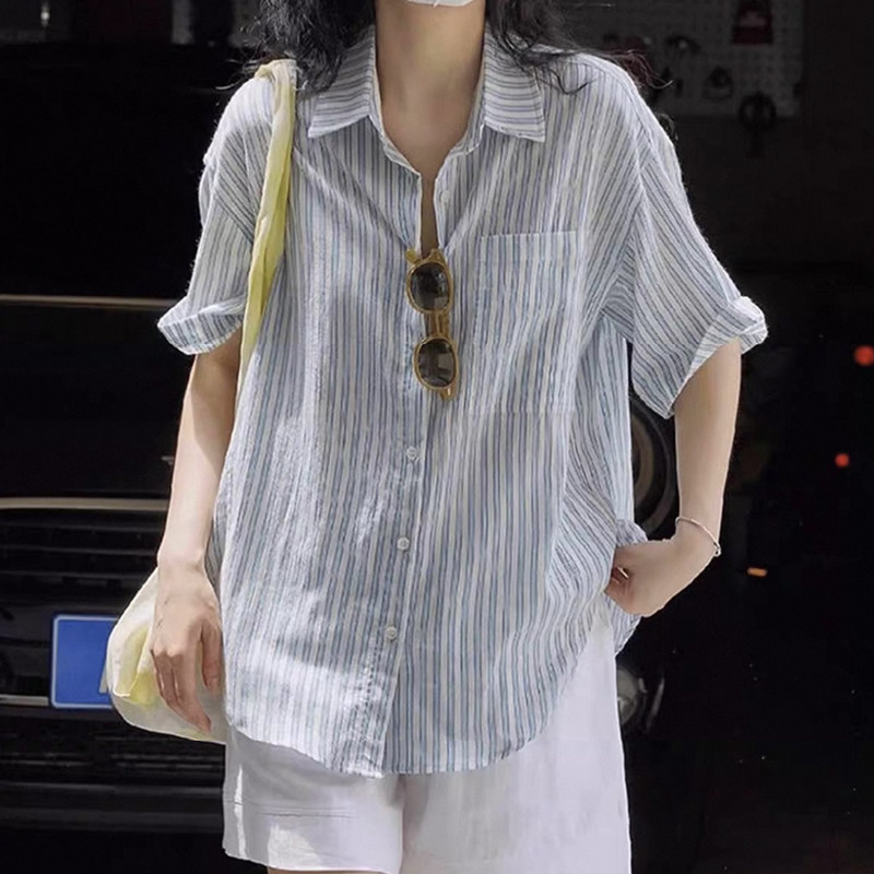 日系复古蓝色条纹棉麻短袖衬衫女夏季薄款慵懒松弛感外搭宽松上衣