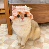 Розовая шапка