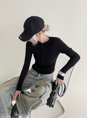 PAPERLLL辛间 错序诗笺 设计感错位门襟修身针织百搭显瘦打底衫女