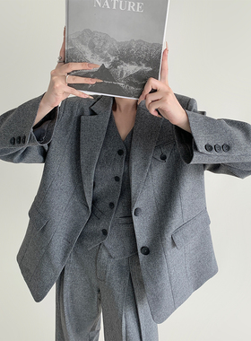 PAPERLLL辛间 线序雅装 质感翻领西装+马甲西装裤三件套女秋套装