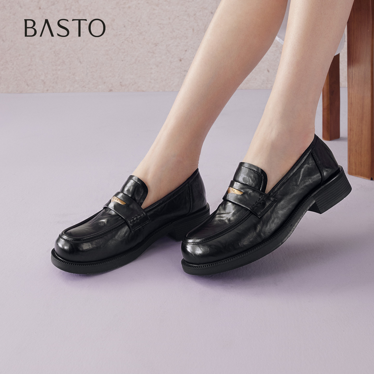 百思图2026春季新款英伦风厚底乐福鞋小皮鞋女深口单鞋BV301AA6