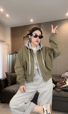 2025新款女士休闲外套简约百搭重工字母印花显瘦假两件棒球服外套