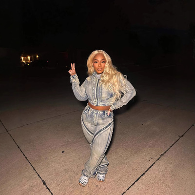 2025 Women's two-piece set Fashion sexy zipper denim jacket