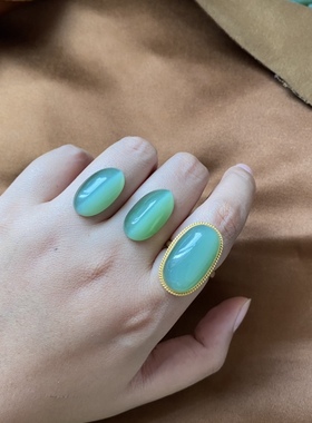 鉴定和田玉天然碧玉冰底荧光粉青女戒 18k金镶嵌猫眼珠宝戒指