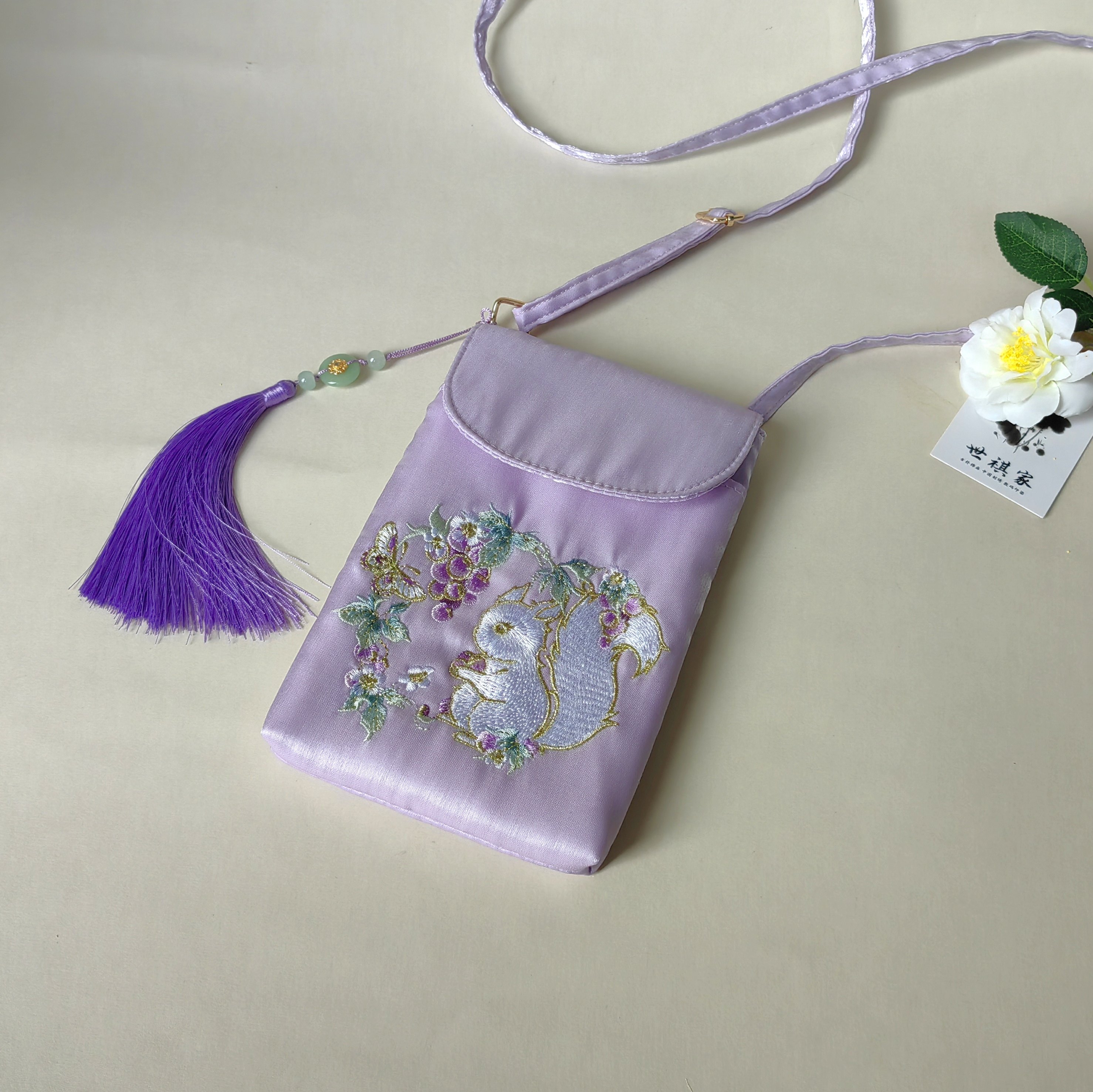 斜挎可调节双层手机包文艺百搭亮丝缎刺绣翻盖汉服古风女士小方包,箱包皮具/热销女包/男包,手机包,淘宝优惠券,粉丝福利购,淘宝优惠卷