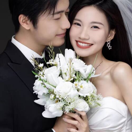 新款新娘结婚婚礼仿真郁金香铃兰花束混搭手捧花领证拍照道具