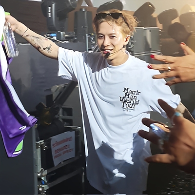 王嘉尔同款MAGICMAN演唱会T恤