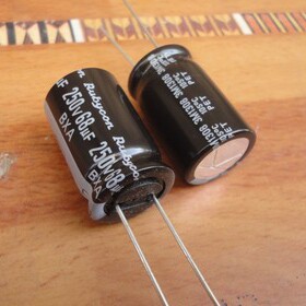 电解电容250V68UF