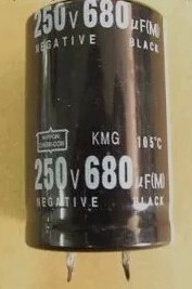 电解电容250V680UF     25X45    25X40