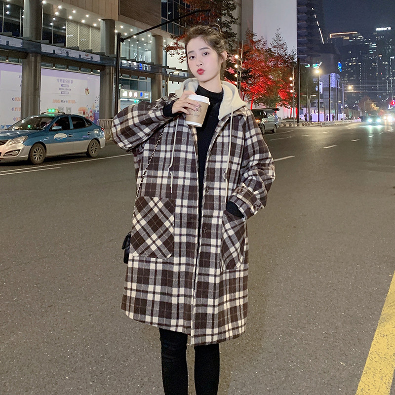 现货加棉冬装针织帽格子中长款呢大衣女1538258P185控268，女装毛呢外套，艾青服饰