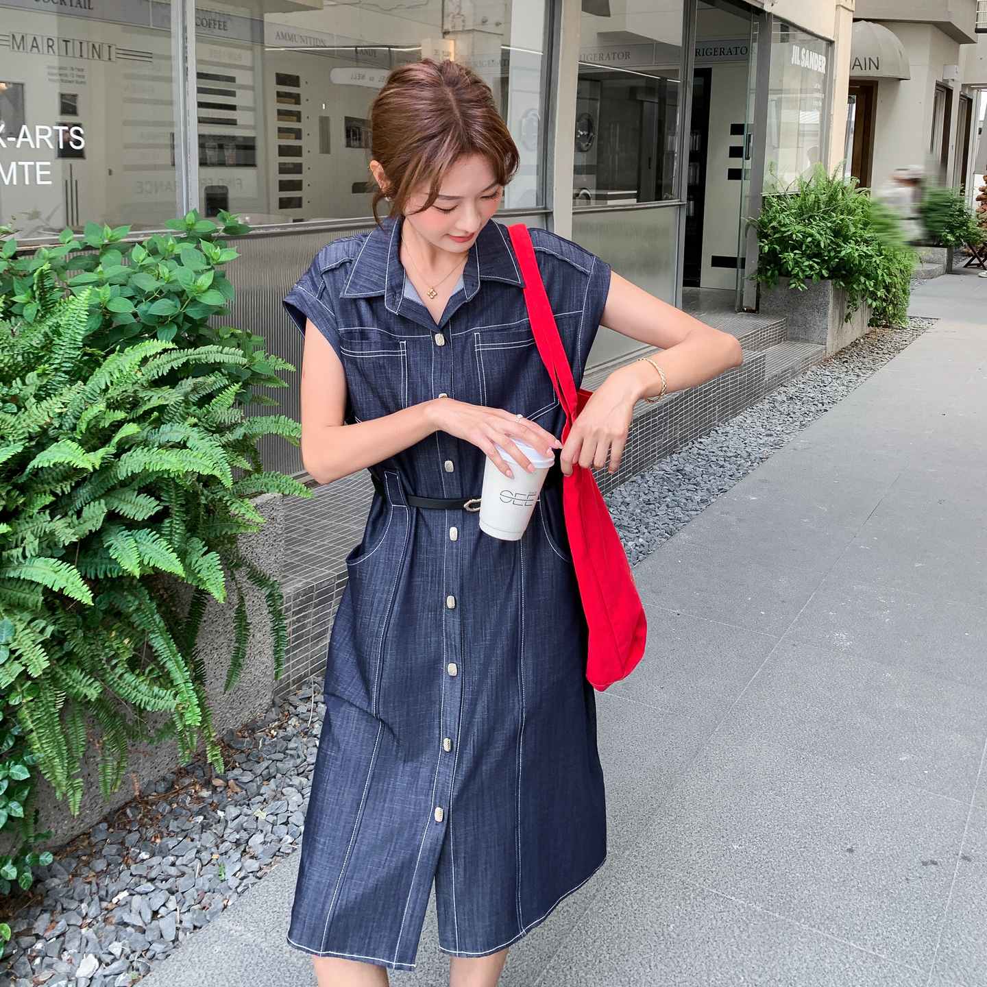 淡人法式气质牛仔衬衫裙女夏季2025新款流行漂亮超好看独特连衣裙，女装连衣裙，艾青服饰
