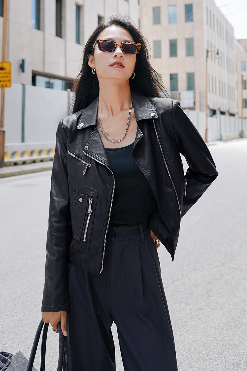 现货主推秋水洗皮衣女修身短款机车PU皮夹克290221P120控188,女装皮衣,艾青服饰