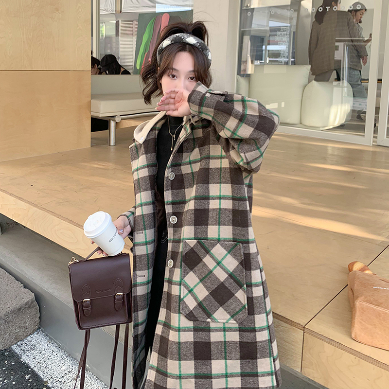 现货加棉冬装针织帽格子中长款呢大衣女1538258P185控268，女装毛呢外套，艾青服饰
