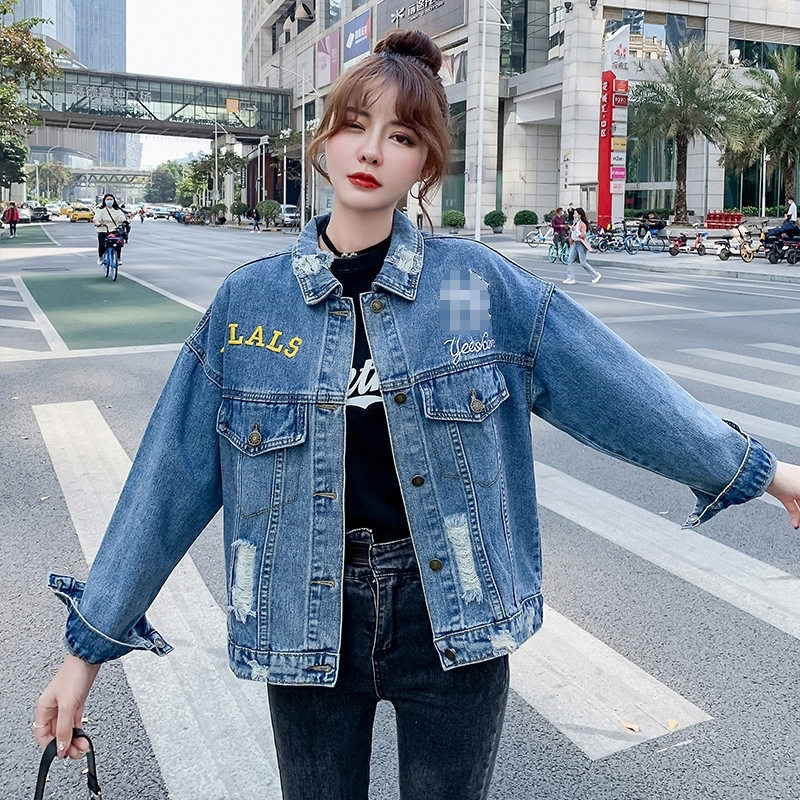 大码秋季胖妹妹mm炸街阔版设计感夹克长袖刺绣破洞牛仔外套女潮