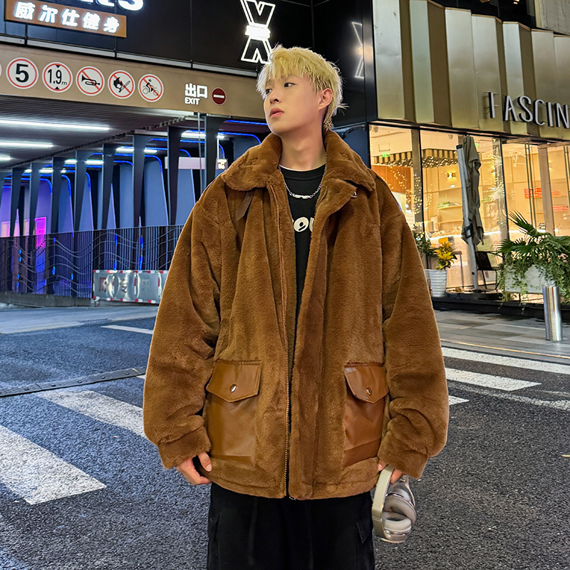 咖啡色