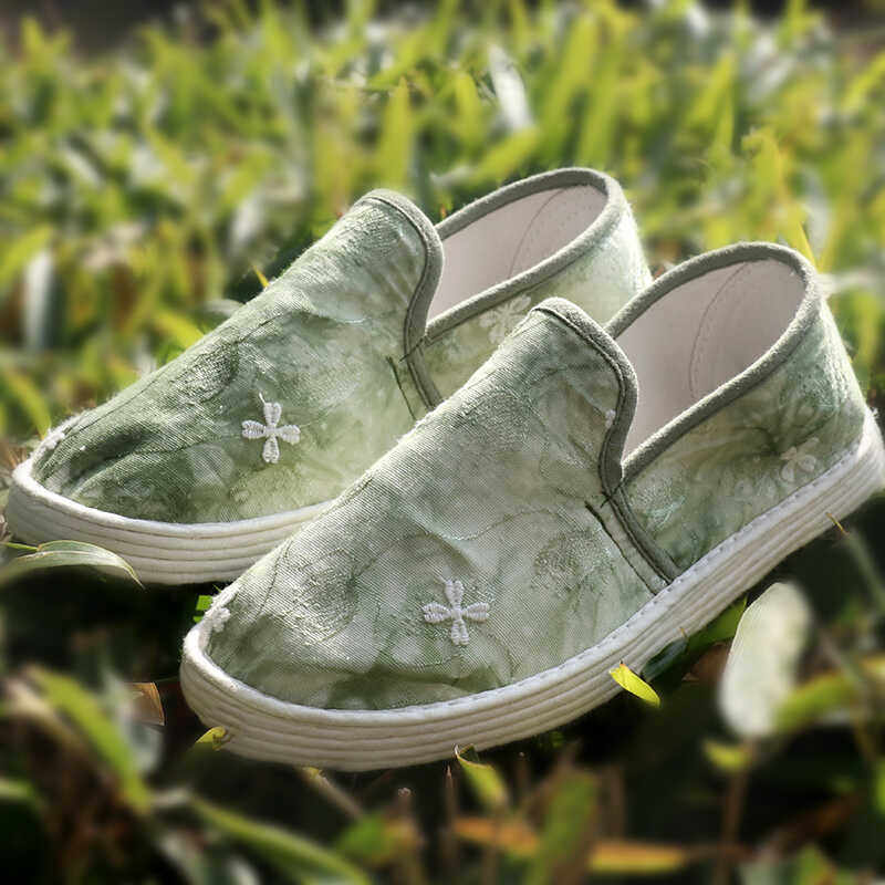 纯手工千层底布鞋女四季棉麻扎染绣花平底一脚蹬加厚软底休闲布鞋