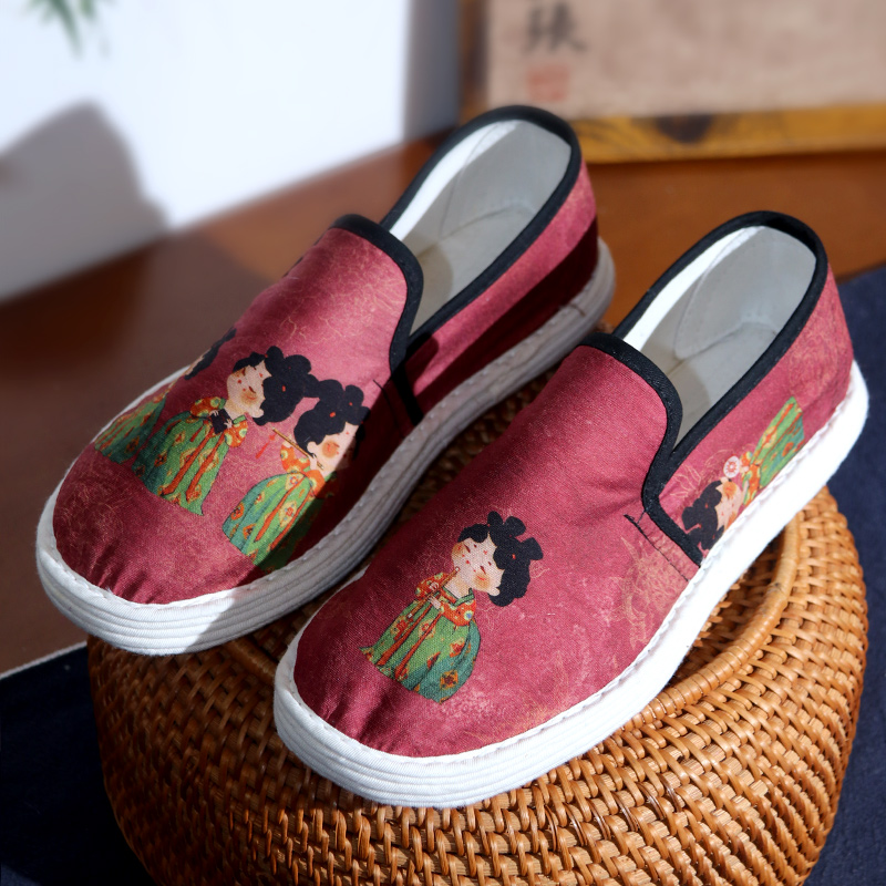 春秋纯手工平底透气绣花女士布鞋