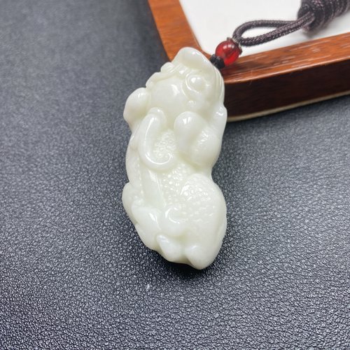 陕西西安蓝田玉貔貅皮丘吊坠挂件