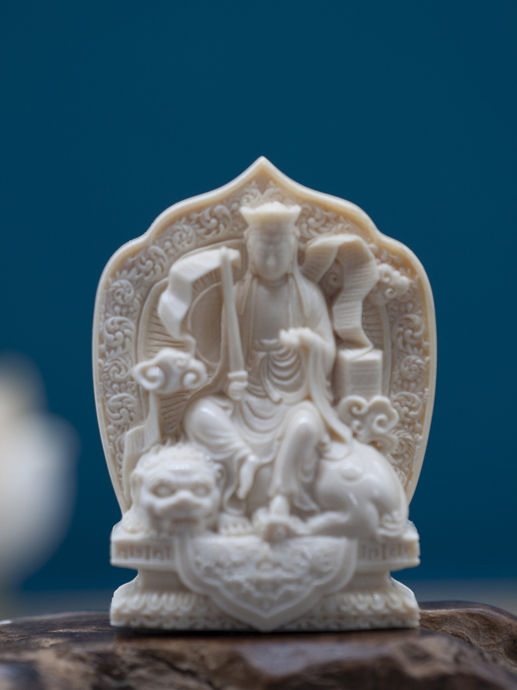 守艺猛犸象牙雕刻大师工纯手工文殊菩萨冰料猛犸牙雕吊坠挂件牌子