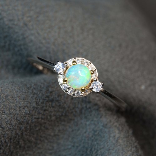 澳大利亚水晶欧泊戒指