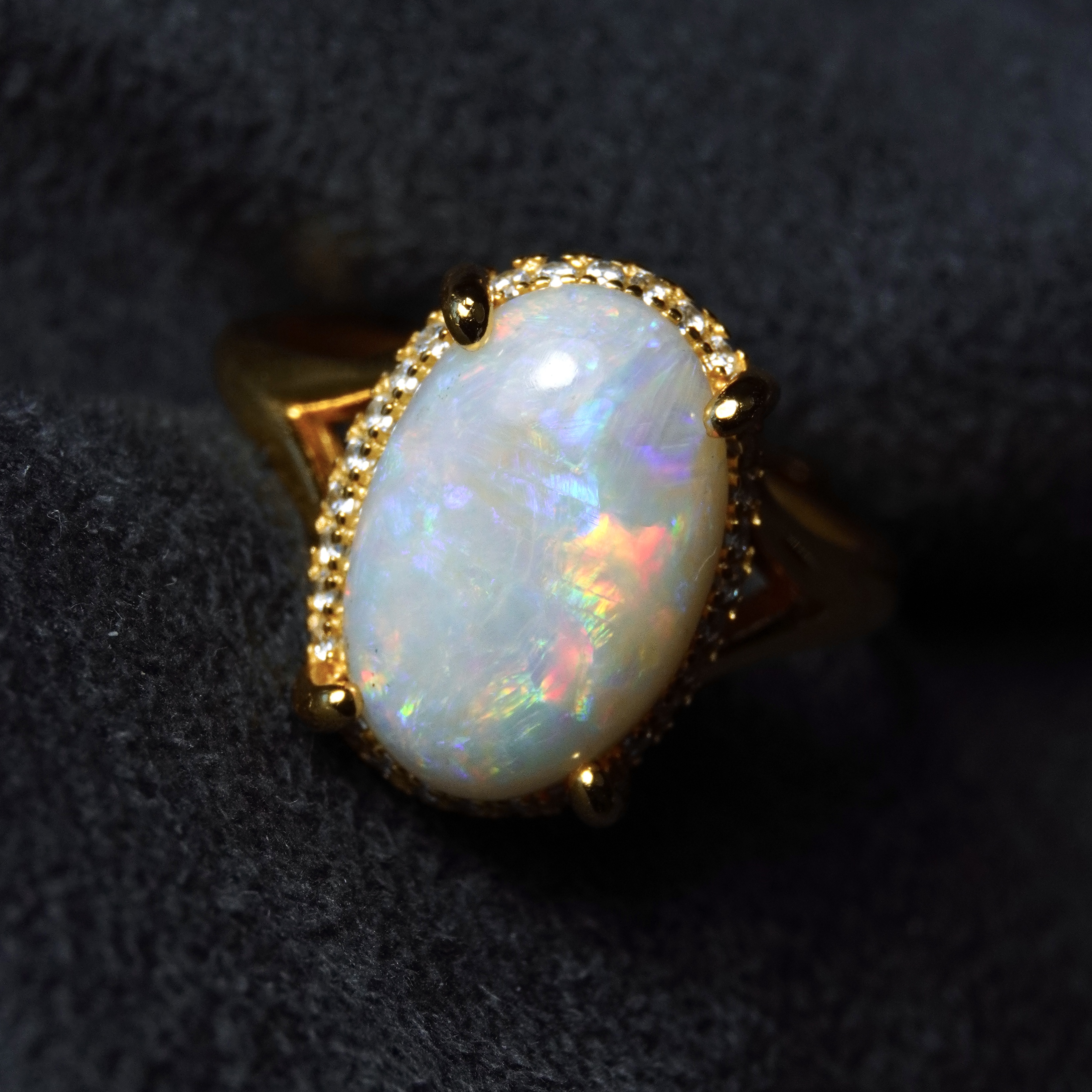 澳大利亚白欧泊戒指