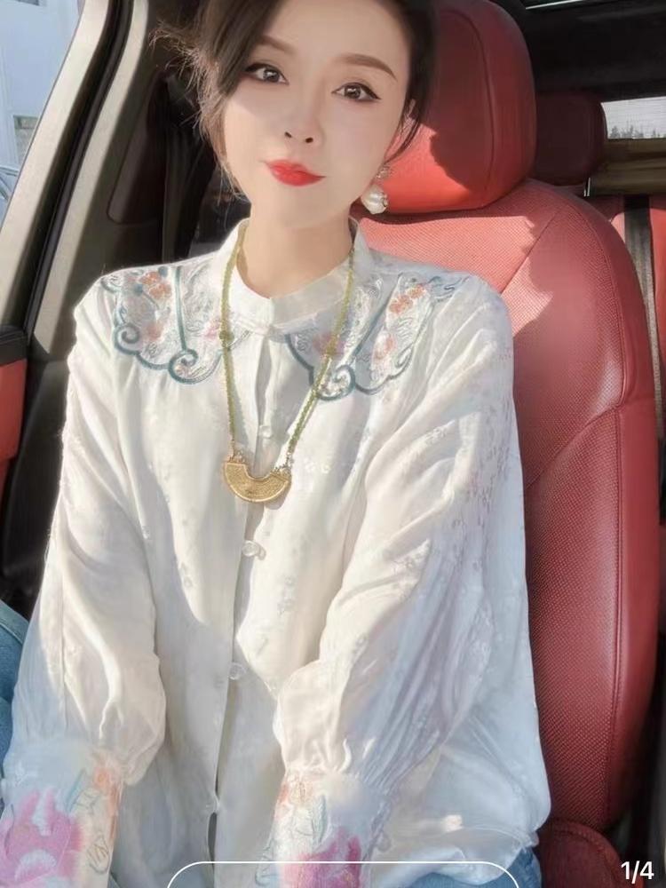 宽松胖mm特大码2-300斤新中式国风刺绣上衣女春秋薄款蝙蝠袖衬衣