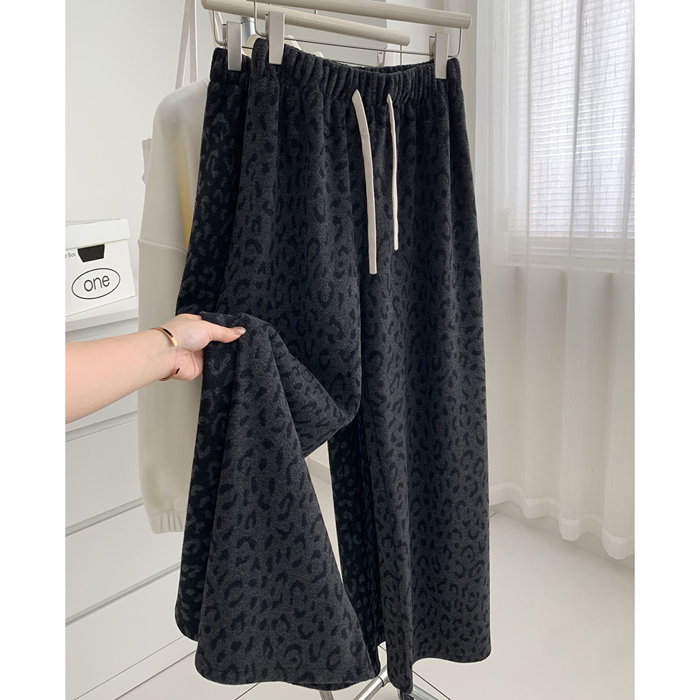 胖mm特大码2-300斤高腰加绒豹纹直筒拖地裤女秋冬阔腿长裤子卫裤
