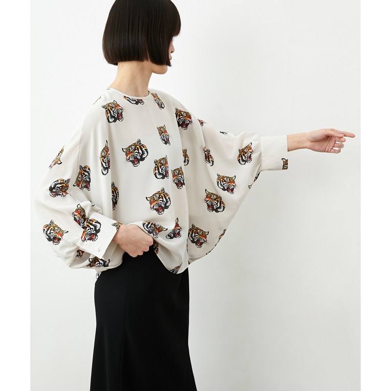 威武老虎真丝蝙蝠袖上衣 小鱼春夏季白色蚕丝印花宽松气质女衬衫