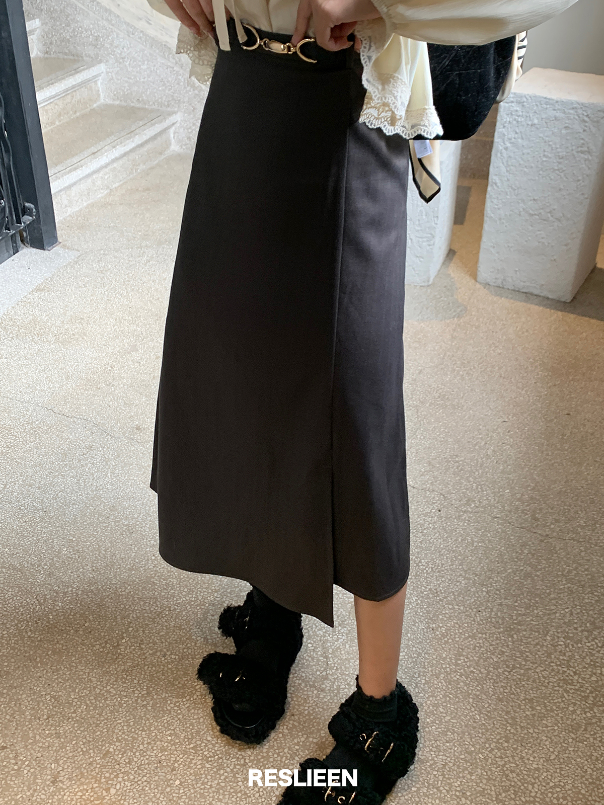 时髦通勤羊毛小A半裙celine