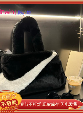 Nike Faux Fur 耐克大勾Logo毛绒手提包托特包单肩斜挎包 DQ5804