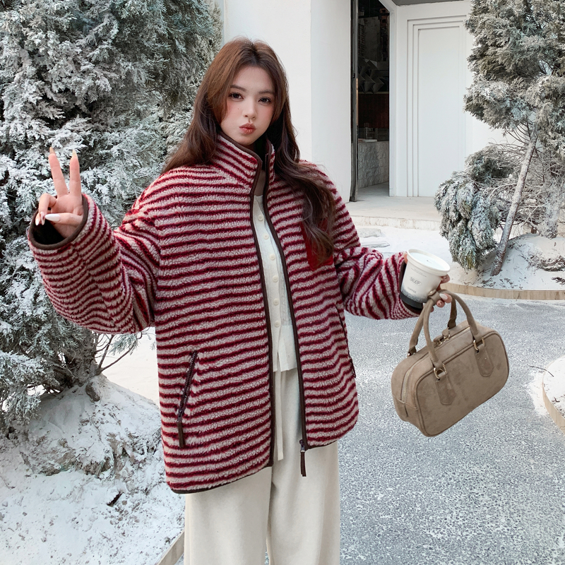 摇粒绒皮毛一体外套155-8710-P190K285，女装短外套，世纪海洋