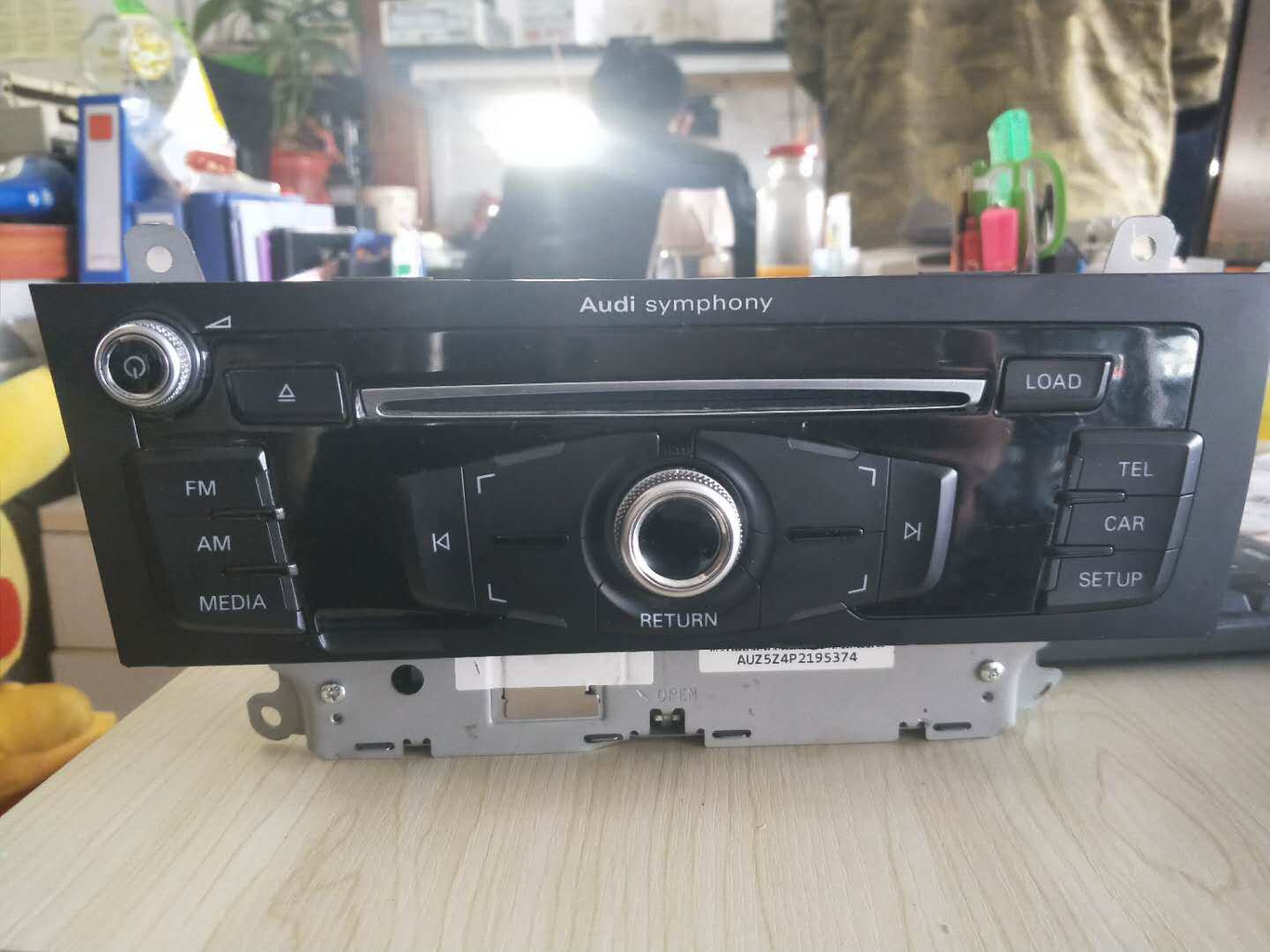 奥迪A4L Q5六碟CD主机及旋钮及按键8RD 035 195原装拆车质保半年