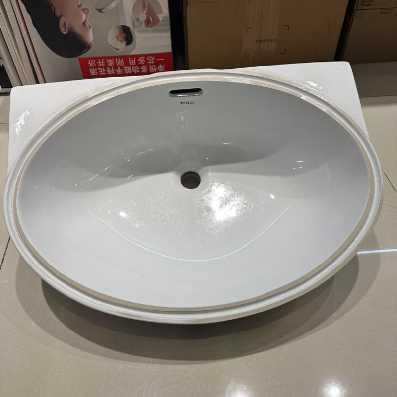 洁具LW546B椭圆形陶瓷台下盆