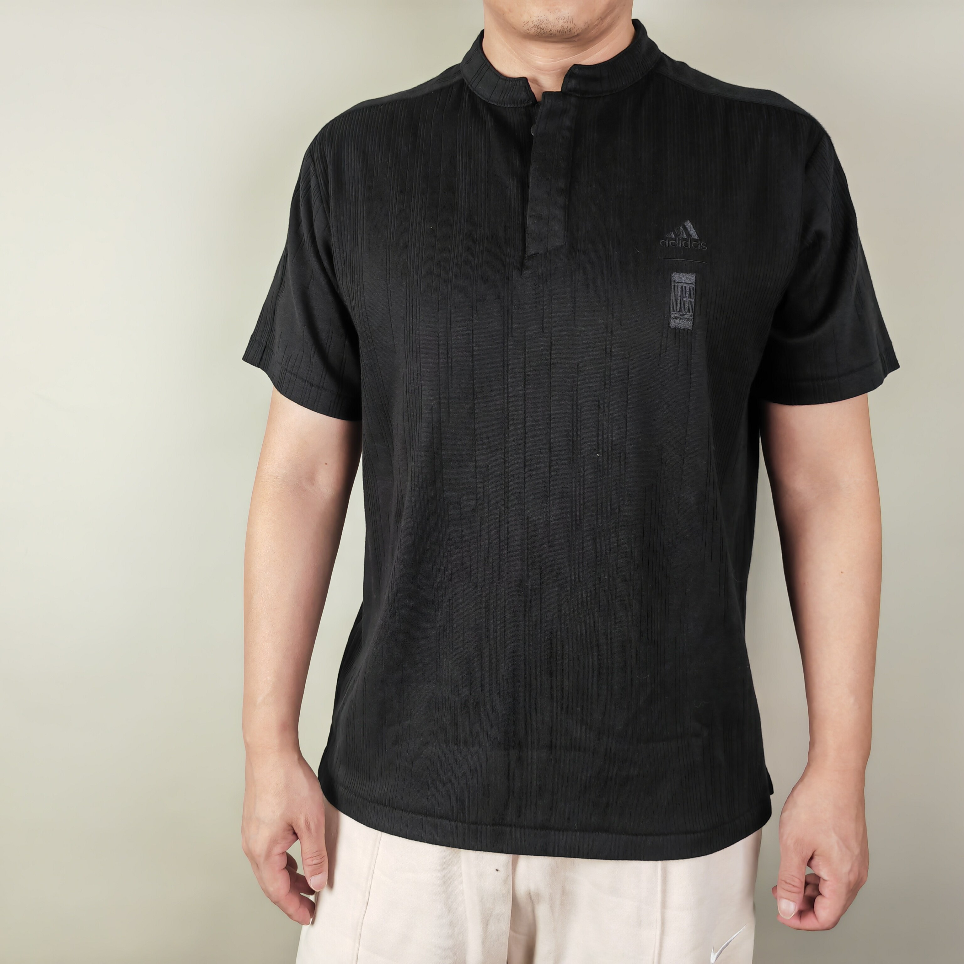 Adidas阿迪达斯正品新款夏季男款宽松圆领休闲运动短袖T恤IW1514