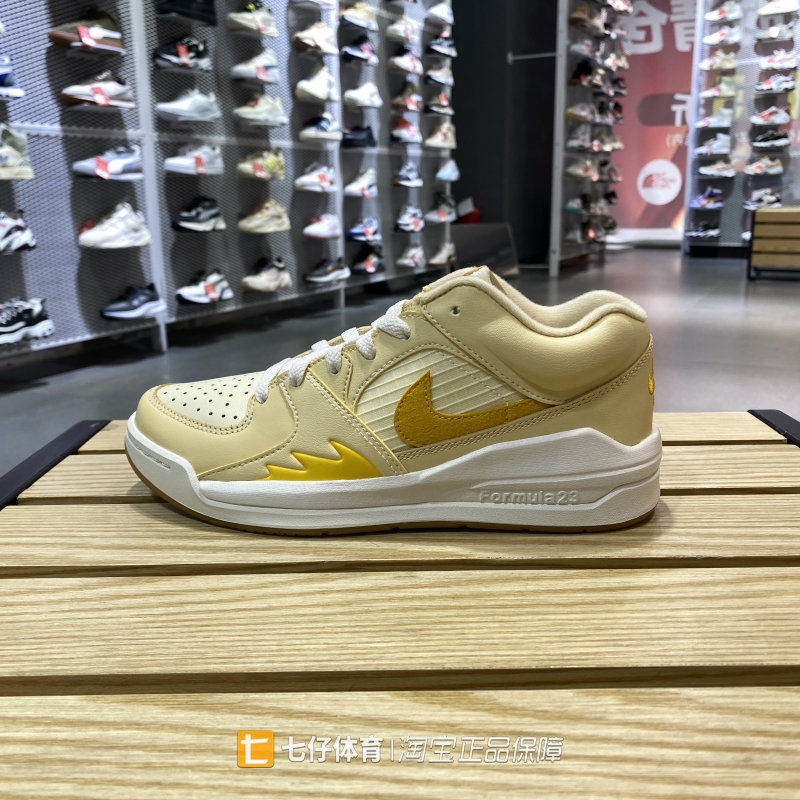 耐克女拼接撞色运动休闲篮球鞋