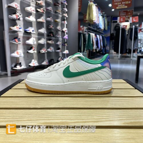 Nike耐克大童耐磨透气休闲板鞋