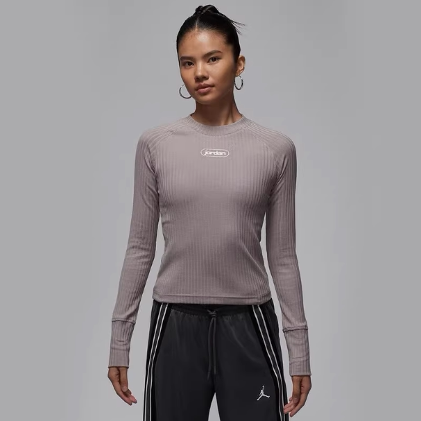 Nike耐克正品新款春秋女子修身立领针织休闲百搭长袖T恤IO9717