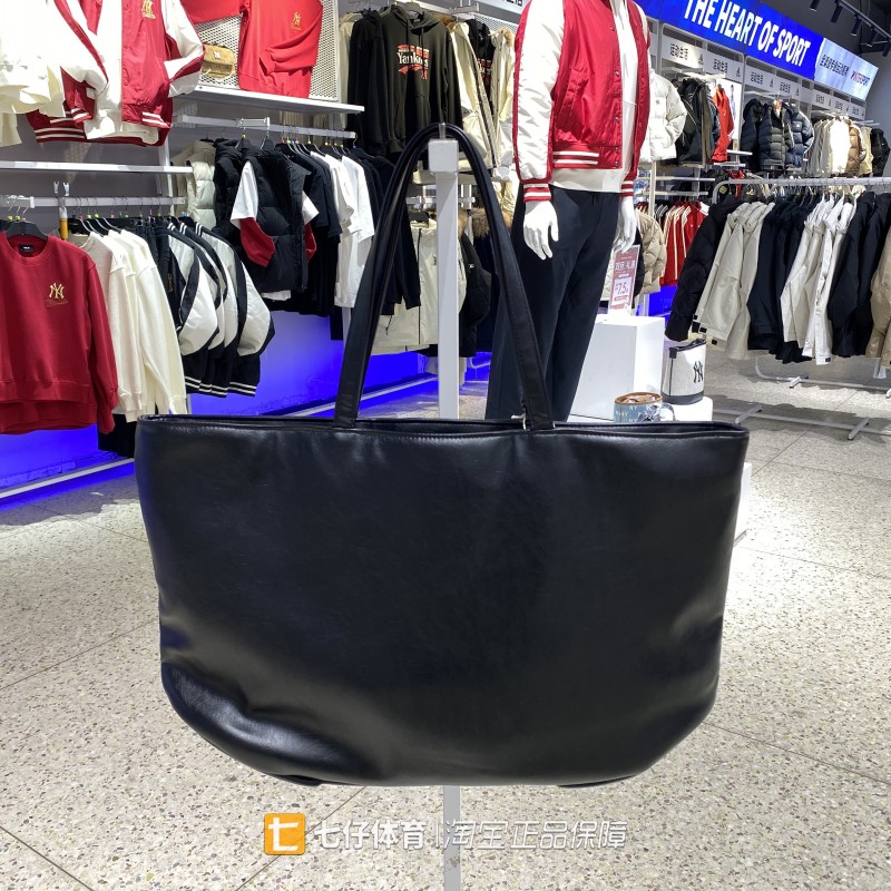 Adidas阿迪达斯正品新年款三叶草女时尚百搭流苏休闲单肩包KS8256