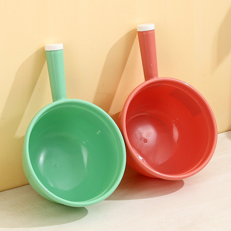 窝的堡洗澡啦！家用水勺厨房加厚塑料水瓢儿童沐浴洗头杯舀水勺水