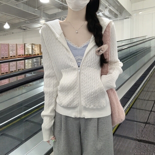 韩系学院风连帽拉链针织开衫 内搭miu系口袋毛衣外套 女麻花打底衫