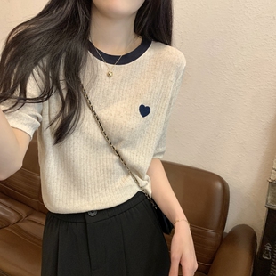 短袖 女上衣 韩系穿搭宽松撞色爱心刺绣坑条设计感百搭针织衫 春夏季