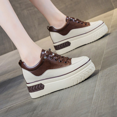 真皮咖色时尚软底不累脚增高鞋子