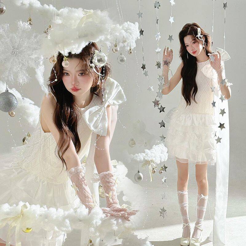 新款影楼拍照圣诞写真服装韩系甜美少女白色小众连衣裙生日摄影