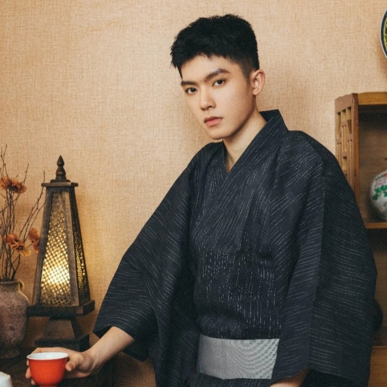 日本和服男武士和服正装剑道黑色顺条纹传统夏日祭花火大会和服