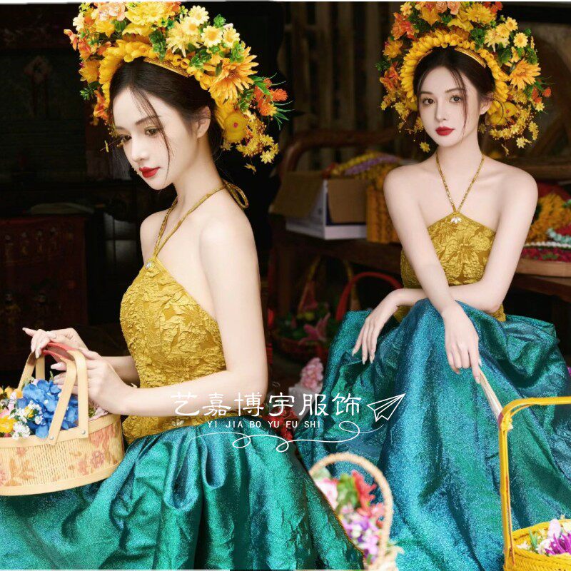 影楼主题女簪花民族特色写真服装复古连衣裙旅游外景拍照摄影礼服