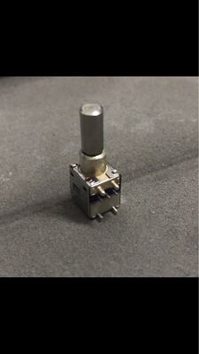 M对讲机XiR P8668i P6620i P6600 GP328D+ 音量开关 电源电位器